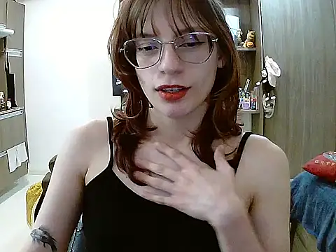 Snapshot of Zizixwuw chatting on 08/02/26, 02:32 Zizixwuw online show from 08/02/26, 02:32