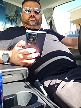 Roddog18 online show from 04/14/26, 10:37