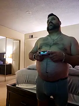 Roddog18 online show from 11/30/25, 04:35