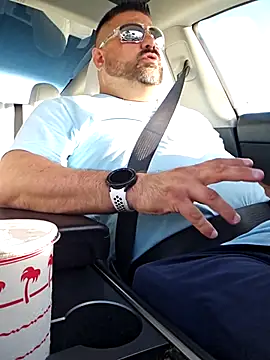 Roddog18 online show from 12/17/25, 10:48