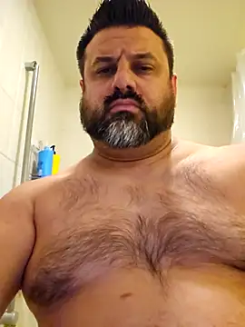 Roddog18 online show from 12/17/25, 05:56