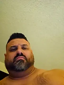 Snapshot of Roddog18 chatting on 10/10/25, 05:19 Roddog18 online show from 10/10/25, 05:19