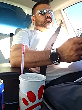 Roddog18 online show from 12/04/25, 10:31