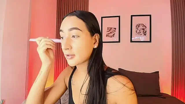 Snapshot of Nikolbrice chatting on 03/15/26, 07:10 Nikolbrice online show from 03/15/26, 07:10