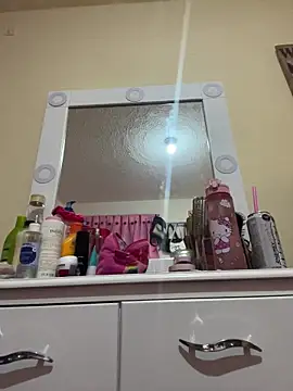 Miichii online show from 11/18/25, 11:59