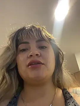 Snapshot of Zoe_riivas chatting on 02/19/26, 11:07 Zoe riivas online show from 02/19/26, 11:07