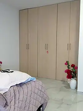 Snapshot of Zoe_riivas chatting on 11/06/25, 11:25 Zoe riivas online show from 11/06/25, 11:25