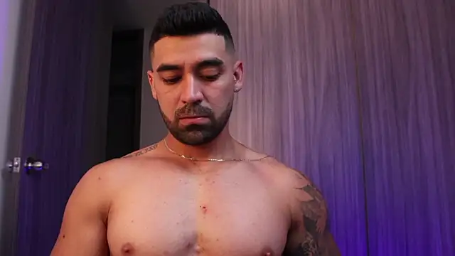 SOY MIKE online show from 11/15/25, 03:21