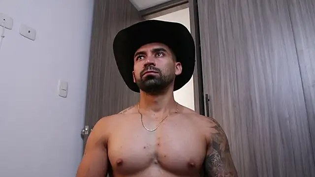 SOY MIKE online show from 11/26/25, 01:00