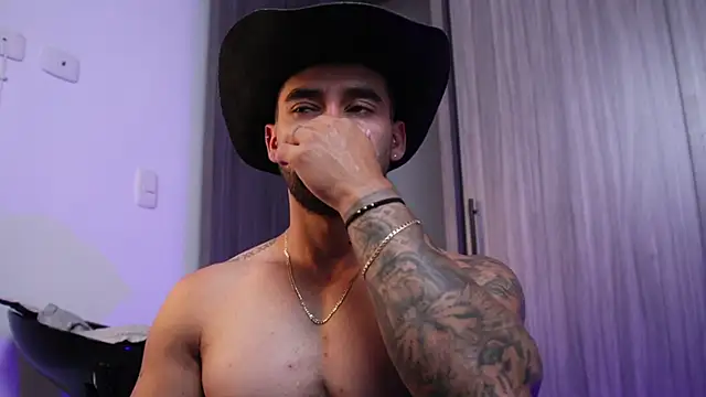 SOY MIKE online show from 11/28/25, 11:10