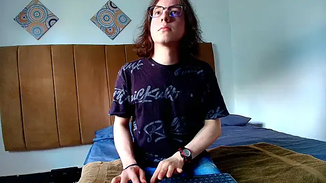 SnowyX  online show from 10/15/25, 08:50