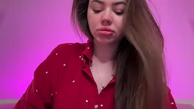 AlmaryKim online show from 12/19/25, 10:45