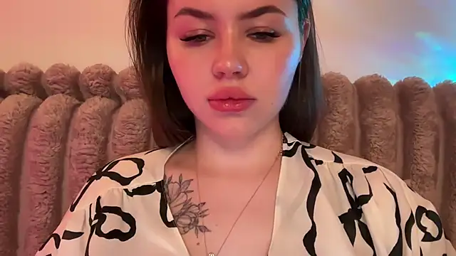 AlmaryKim online show from 05/31/26, 07:14