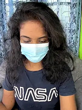 Snapshot of SukiyamaAsia chatting on 11/09/25, 08:07 SukiyamaAsia online show from 11/09/25, 08:07