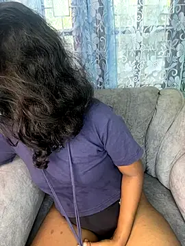 Snapshot of SukiyamaAsia chatting on 10/14/25, 06:03 SukiyamaAsia online show from 10/14/25, 06:03