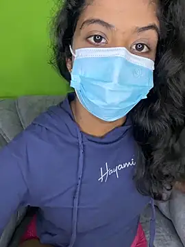 Snapshot of SukiyamaAsia chatting on 10/11/25, 08:26 SukiyamaAsia online show from 10/11/25, 08:26