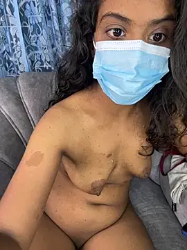 Snapshot of SukiyamaAsia chatting on 10/19/25, 07:16 SukiyamaAsia online show from 10/19/25, 07:16