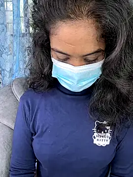 Snapshot of SukiyamaAsia chatting on 11/14/25, 06:39 SukiyamaAsia online show from 11/14/25, 06:39