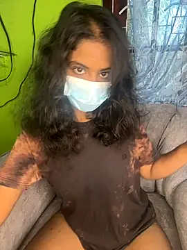 Snapshot of SukiyamaAsia chatting on 10/03/25, 06:59 SukiyamaAsia online show from 10/03/25, 06:59