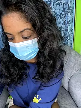 Snapshot of SukiyamaAsia chatting on 11/14/25, 06:44 SukiyamaAsia online show from 11/14/25, 06:44