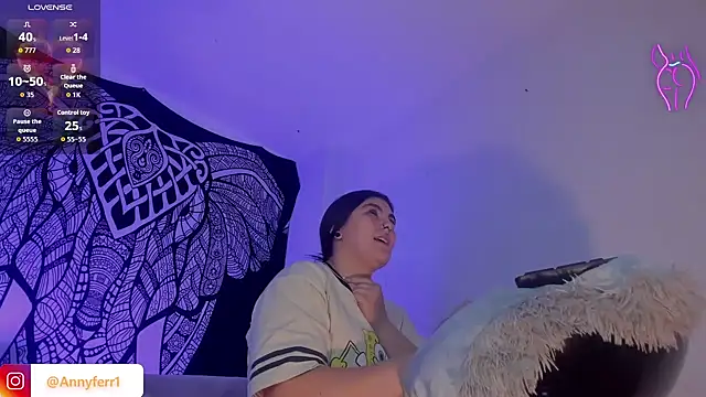 Snapshot of Anny_ferrer1 chatting on 02/17/26, 11:35 Anny ferrer1 online show from 02/17/26, 11:35