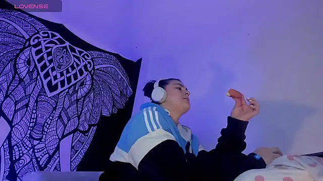 Anny ferrer1 online show from 12/19/25, 09:50