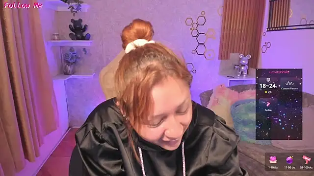 Snapshot of EvelynVega0 chatting on 04/24/26, 04:58 EvelynVega0 online show from 04/24/26, 04:58
