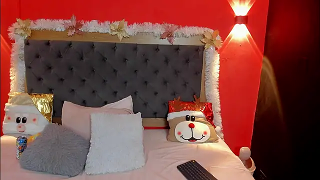 Xiomara Stwart online show from 11/22/25, 05:01