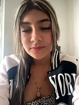 Sweed-virgin-pussy online show from 11/22/25, 04:50