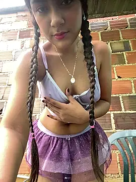 Sweed-virgin-pussy online show from 10/14/25, 03:23
