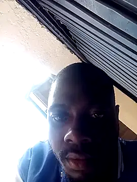 biGgslong01 online show from 04/09/26, 11:49