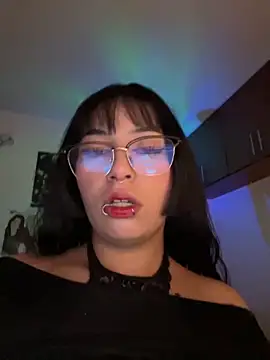 Hinatamoon  online show from 11/06/25, 05:33