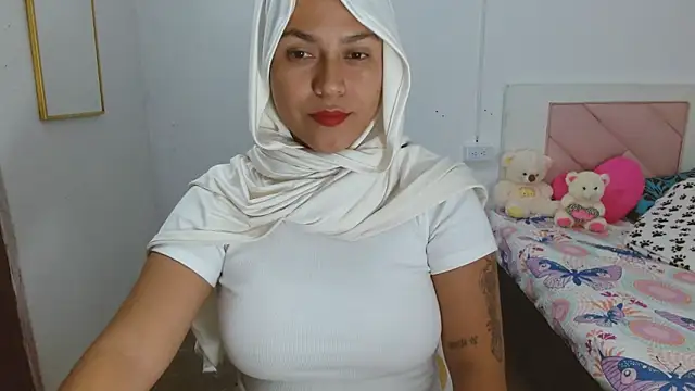 Nadia hasbun online show from 10/15/25, 11:40