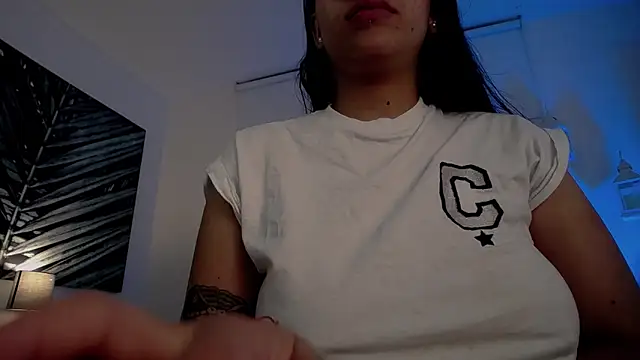 Snapshot of barbara_muller chatting on 10/12/25, 12:50 barbara muller online show from 10/12/25, 12:50