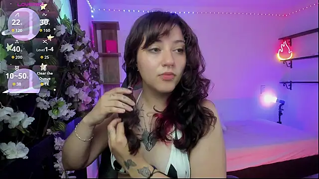 Snapshot of Kora_Red69 chatting on 11/06/25, 02:10 Kora Red69 online show from 11/06/25, 02:10