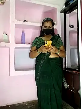 Snapshot of Bhabhi_jaan10 chatting on 10/01/25, 04:22 Bhabhi jaan10 online show from 10/01/25, 04:22