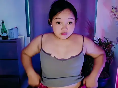 UrFavouriteCravings online show from 04/06/26, 02:07