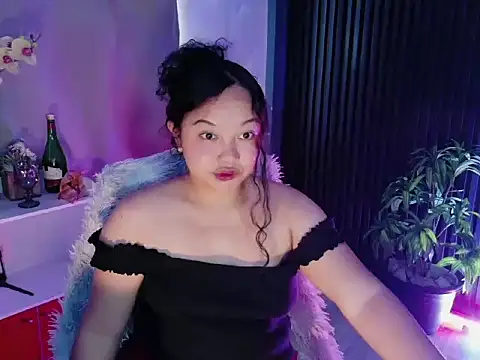 UrFavouriteCravings online show from 03/10/26, 03:54