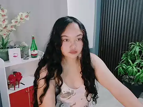 UrFavouriteCravings online show from 02/02/26, 01:48