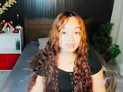 UrFavouriteCravings online show from 10/16/25, 12:30