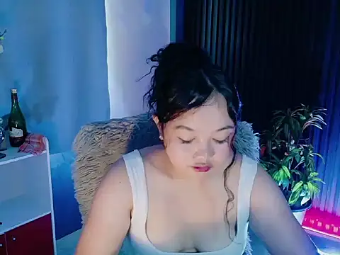 UrFavouriteCravings online show from 02/23/26, 03:19