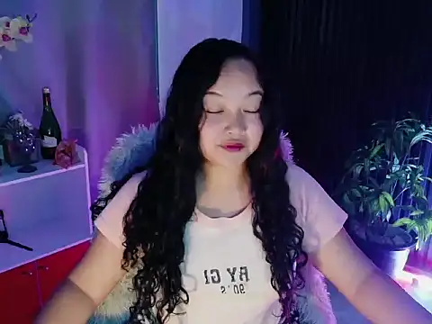 UrFavouriteCravings online show from 03/11/26, 06:29