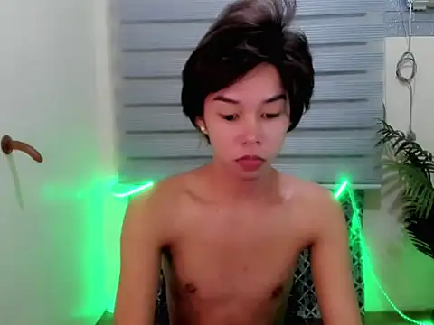 Nexusmooree20 online show from 12/21/25, 09:55