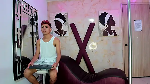 VERY HOT GUYS online show from 02/10/26, 01:21