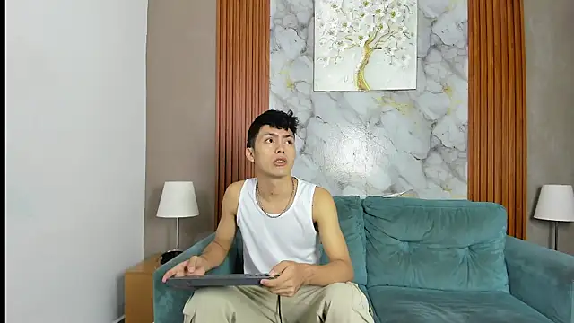VERY HOT GUYS online show from 05/29/26, 07:14