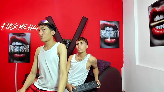 VERY HOT GUYS online show from 03/28/26, 07:15