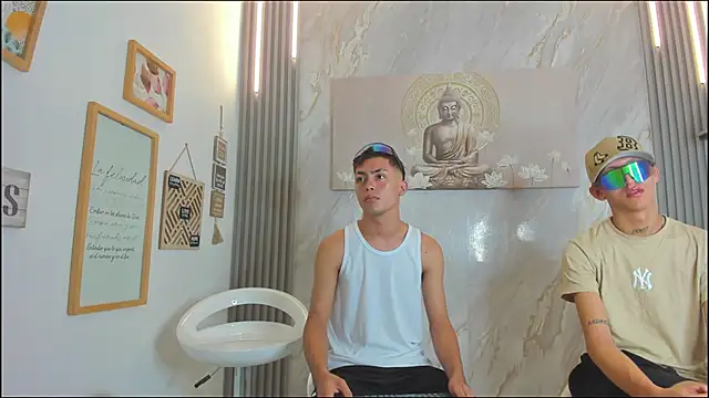 VERY HOT GUYS online show from 01/14/26, 01:15