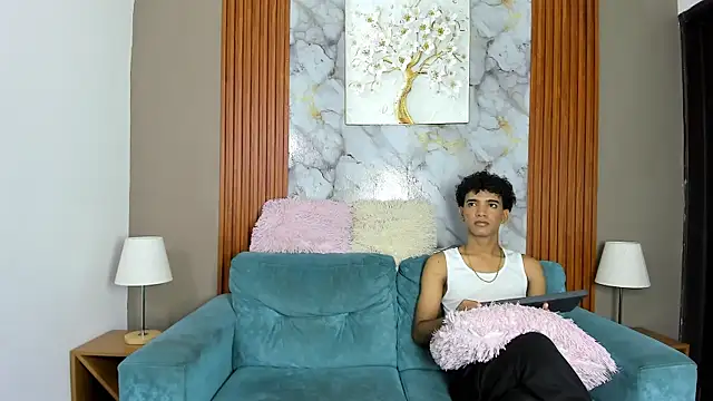 VERY HOT GUYS online show from 04/19/26, 07:20