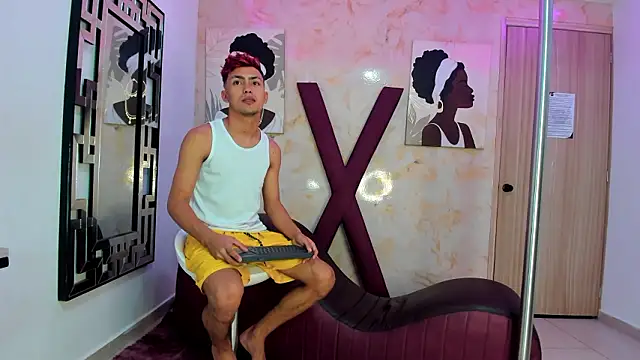 VERY HOT GUYS online show from 02/09/26, 01:09