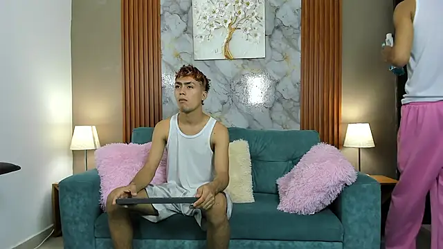 VERY HOT GUYS online show from 02/16/26, 01:21